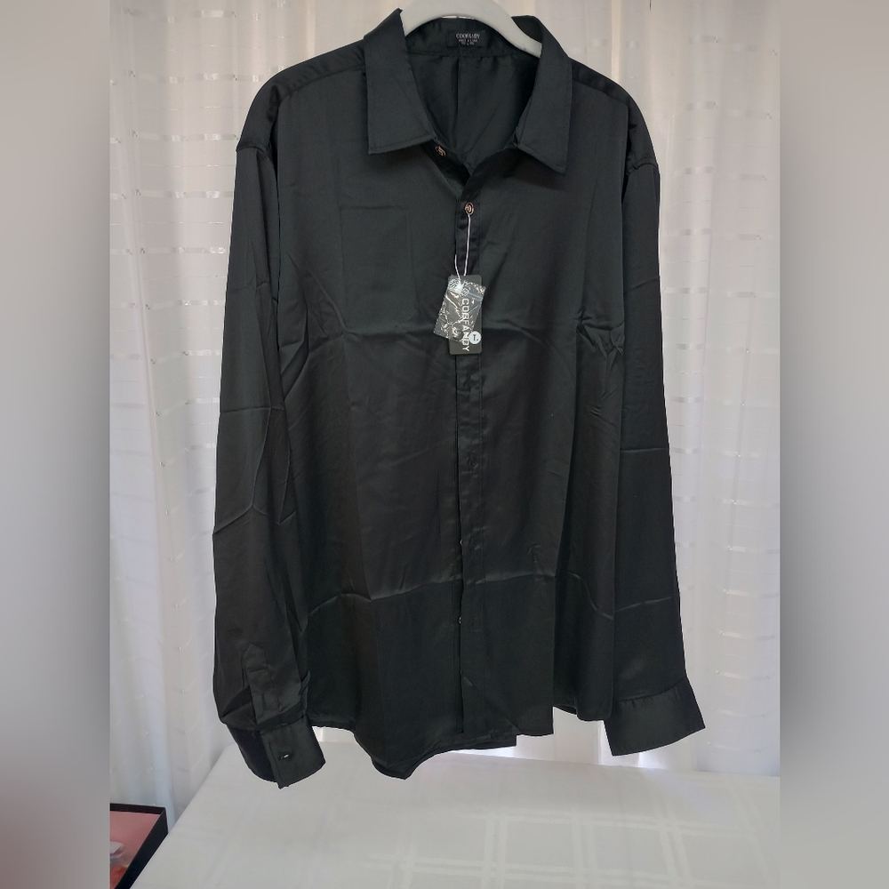 Coofandy mens silky black dress shirt Nwt size LG